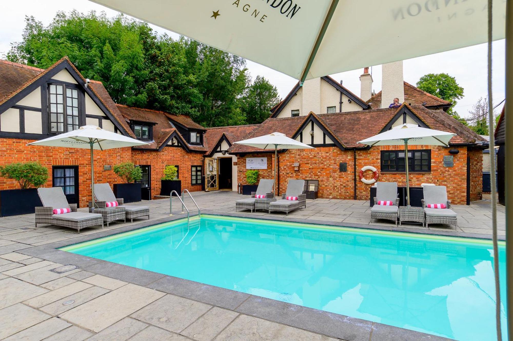 The Inn On The Green Cookham Dean Exterior foto